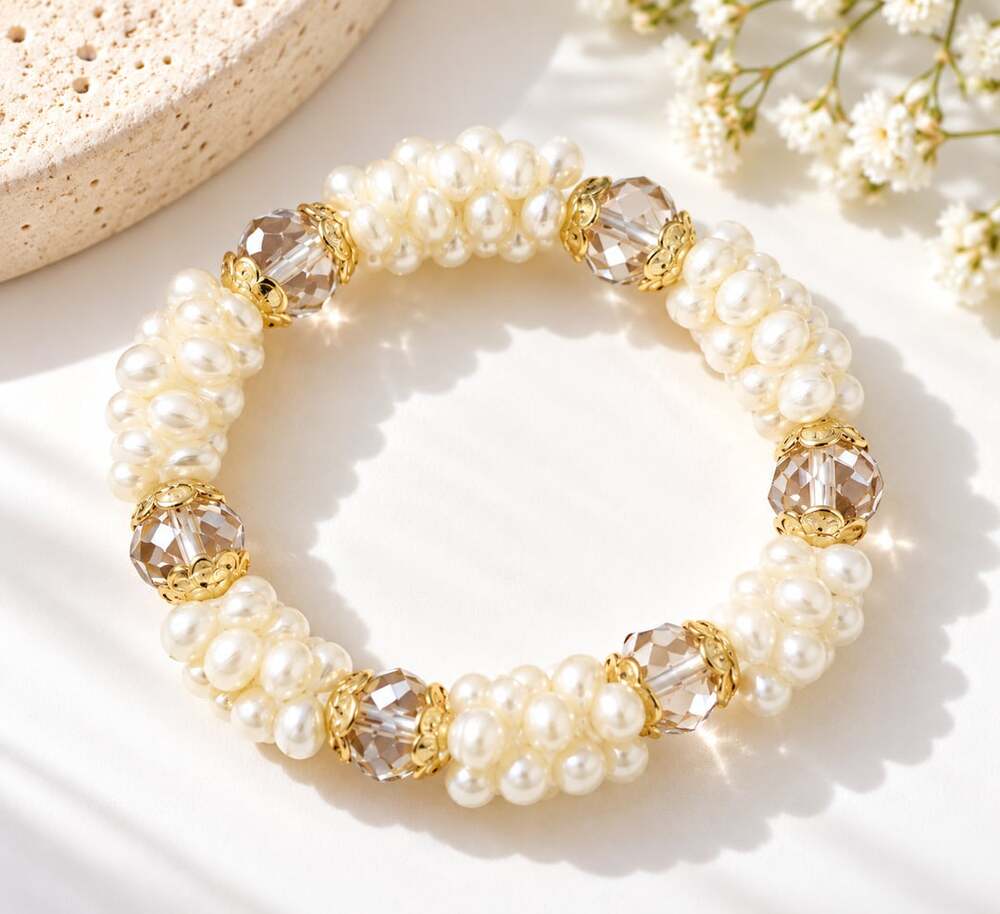 Coquette Pearl Crystal Bracelet Romantic Feminine Gold Tone - Picture 2 of 3